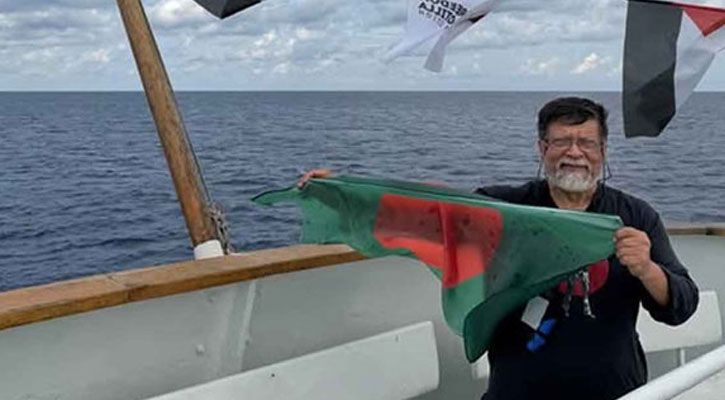 Qizni yalashga majbur qilishdi.